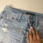 Abercrombie & Fitch Denim Shorts Womens 25 Light Wash Button Fly 3” Frayed 30” W Photo 1