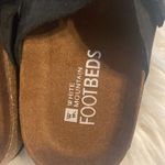White Mountain  Black and Brown Footbeds sandals size 9M BNWOT Photo 1