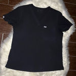 FIGS  Slim Catarina One-Pocket Scrub Top in Black Size large Photo 0