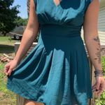 Forever 21 Green short sleeve above the knee / mini flowy summer dress Photo 0