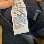 Banana Republic Women's Hampton Fit Dark Blue Chambray Shorts Size 28/6 Photo 4