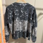 American Eagle Women’s Blue Tie Dye Cropped Crewneck Sweatshirt size small Photo 4