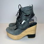 Free People Women's Size 6.5 Gray Leather Lace Up Clog Bootie EUC Photo 2