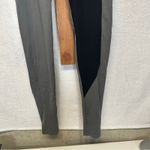 Gymshark Gray & Black Criss Cross Waist High Rise Leggings Size S Photo 3