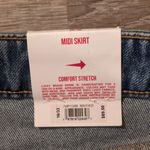 Lucky Brand  Denim Midi Skirt Size 16/33 Photo 2