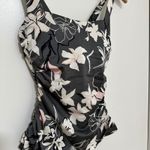Athleta  | NWT Gray Pink Aqualuxe Wildflower Floral Built-in-Bra Swim Tank, 32B/C Photo 4