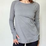 Lululemon RUNNERS LONG SLEEVE TEE Photo 1