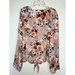Sanctuary Women's Floral Split Neck Button Front Knot Blouse Blush Large NWOT Photo 7