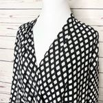White House | Black Market WHBM Black & White Polka Dot Twist Front Wrap Blouse Top Size 4 Small Photo 5