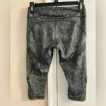 Lululemon  cool to street mesh detail cropped leggings   Sz 6 Photo 2