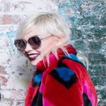 Alice + Olivia ππ Collins Sunglasses ~ Rose Gold NWT Photo 9