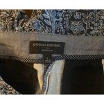 Banana Republic Blue Floral Hampton Fit Cotton Shorts - Size 6 Photo 2