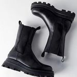 Steve Madden Chelsea Boots Photo 0