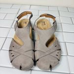 Earth Origins Earth Birdine Gray Women's Comfort Sandals 12M Photo 3