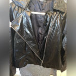 SheIn  faux leather black bomber jacket & Old Navy black striped skirt‎ XL Photo 4