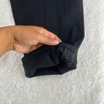 Lululemon  On The Move Pant Lightweight Womens 10 Black Tailored Sweat Wicking Photo 4