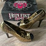 Iron fist Girls Hands Off Platform Heels Size 5 Photo 6