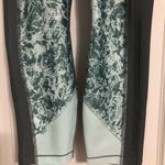 Under Armour  grey teal compression‎ cropped leggings size medium activewear Photo 3