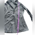 Lululemon athletica heathered Gray Quarter zip Size Small Photo 5