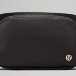 Lululemon Everywhere Belt Bag 🍋 GOLD 🍋 Photo 0