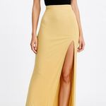 Reformation  skirt with slit in buttercup NWT Photo 0