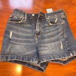 Levi's Levi’s Mom Shorts Photo 0