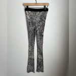 Hemant and Nandita  Ruha Flared Ribbed Printed Cotton Pants Photo 4