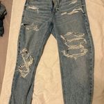 American Eagle  ripped mom jeans Photo 0