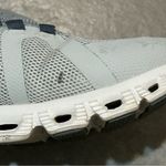 On Running Cloud 5 Gray Running Athletic Sneakers Women’s Shoe Size 7 Photo 6