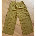 Madewell  Harlow High Rise Wide Leg Cargo Pants Olive Green Taffeta Size 4 Photo 2