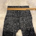 Lululemon  Wunder Under Pant (Hi-Rise) in the "Splatter White Black" color size 4 Photo 7