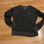 Nike  Black and Gray Crewneck‎ Sweater 100% cotton Photo 1