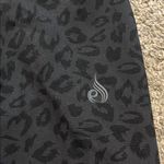 Ryderwear  Black Leopard Instinct Scrunch Bum Leggings‎ Small Photo 4