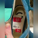 G by Guess  Varika High Heel Platform Pumps, Teal/Black Sz. 7.5 Photo 4