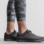 Nobull WOMEN'S TRAINER SNEAKERS Dark Gray SIZE 12 Photo 2