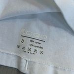 OQQ White Scoop Photo 2