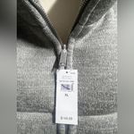 Gap  Women's Light Gray Puffer Coat Photo 7