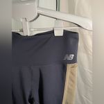 New Balance New‎ Balance Medium Black/Olive green Accent cropped leggings (7/8 length) Photo 1