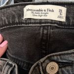 Abercrombie & Fitch The Ankle Straight Ultra High Ride size 28 (6R) Photo 2