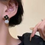 Pearl Earrings New fashion temperament earrings Gold Photo 1