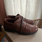 Clarks Cora Braid Shoe Dark Tan Leather Slip On Shoes Brown NEW Size 7W Photo 1