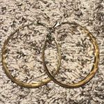 Pull & Bear  golden earrings loops Photo 0