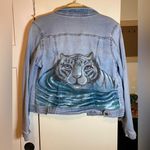 White Tiger Hand Photo 1