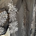 Forgotten Grace Black White Cover Up Robe Sz XL Flowers Pom Pom Trim Resortwear Photo 4