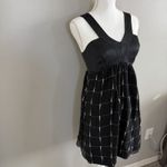 EXPRESS  Black And White Windowpane Empire Waist Dress Size Small Satin V-neck Photo 2