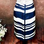 W By Worth  Wavy Stripe 100% Silk Twill Slim Skirt Navy/White size 10 Photo 3