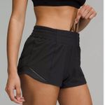 Lululemon Hotty Hot Short 2.5” Photo 1
