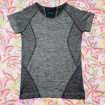 Zella  GREY ATHLETIC WORKOUT SHORT SLEEVE SHIRT Photo 0