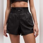 Lululemon  NWT Lightweight Super High Rise Training 4” Shorts Black Size 4 Photo 0