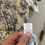 Notations  Blue and White Floral Short Sleeve Top Blouse Photo 6